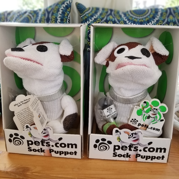 NIB- PETS.COM SOCK PUPPETS